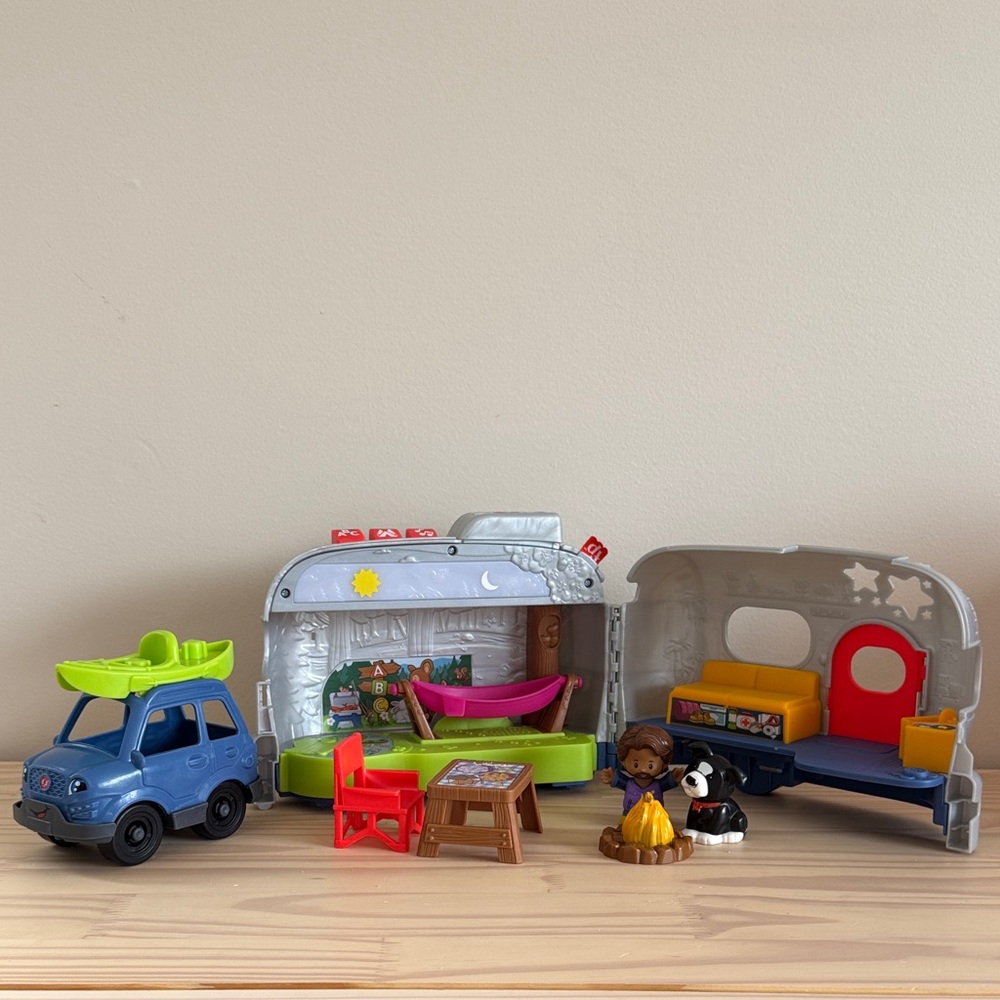 Fisher Price Little People Camper Playset
